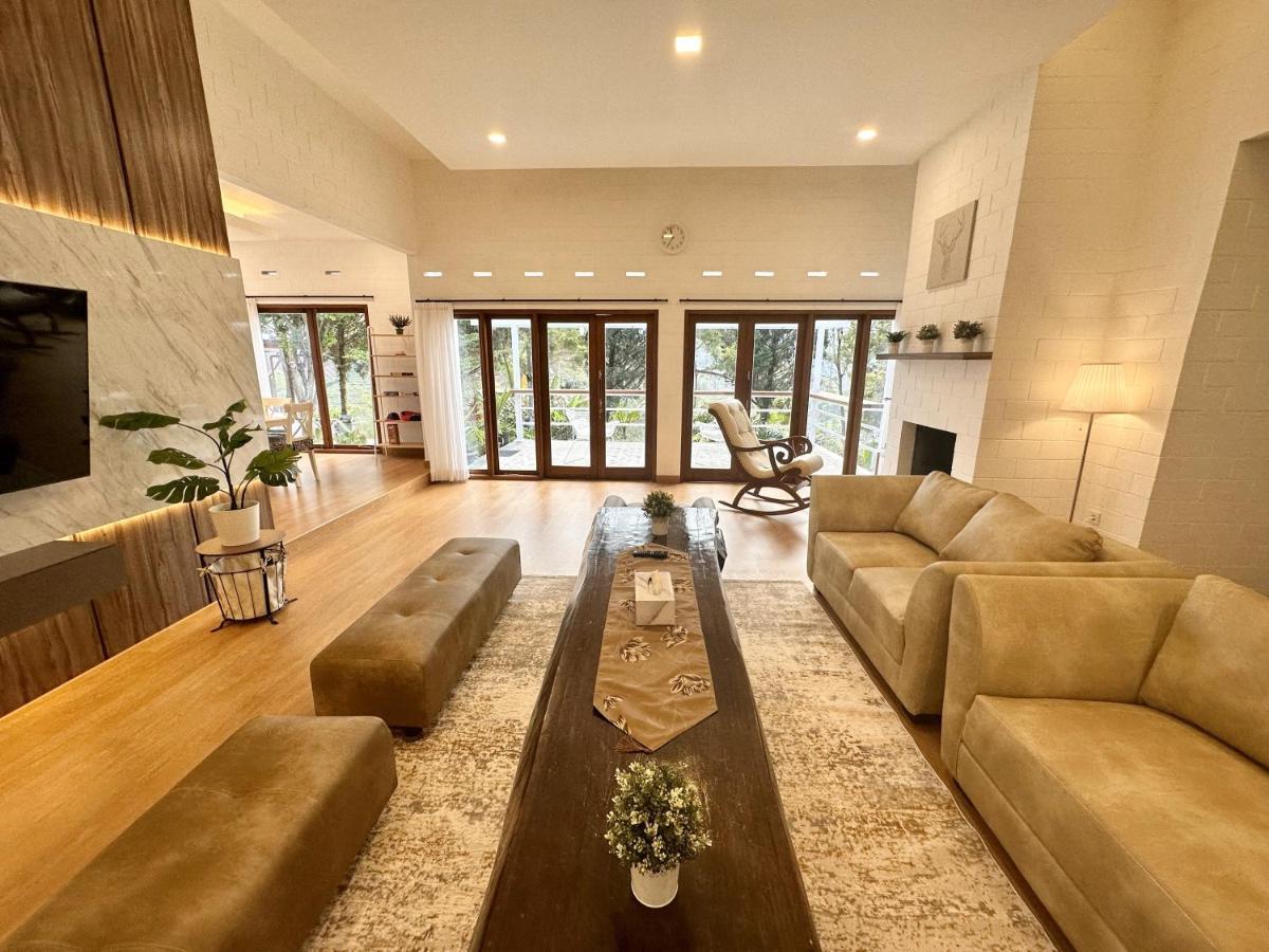 Villa Putih Le Cordon Bandung Buitenkant foto